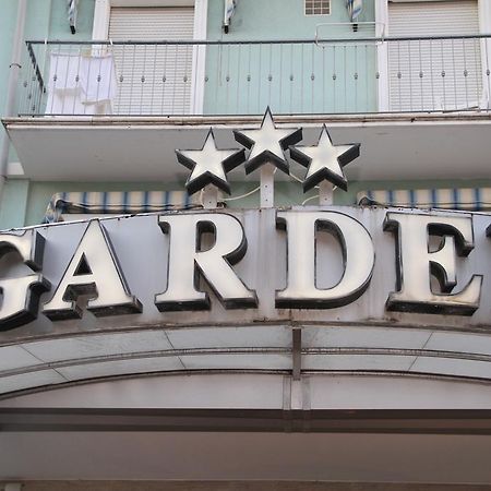 Hotel Garden Cattolica Bagian luar foto