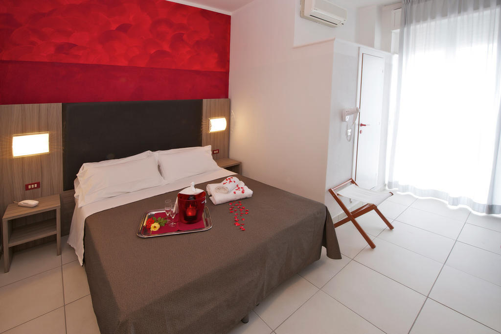 Hotel Garden Cattolica Ruang foto